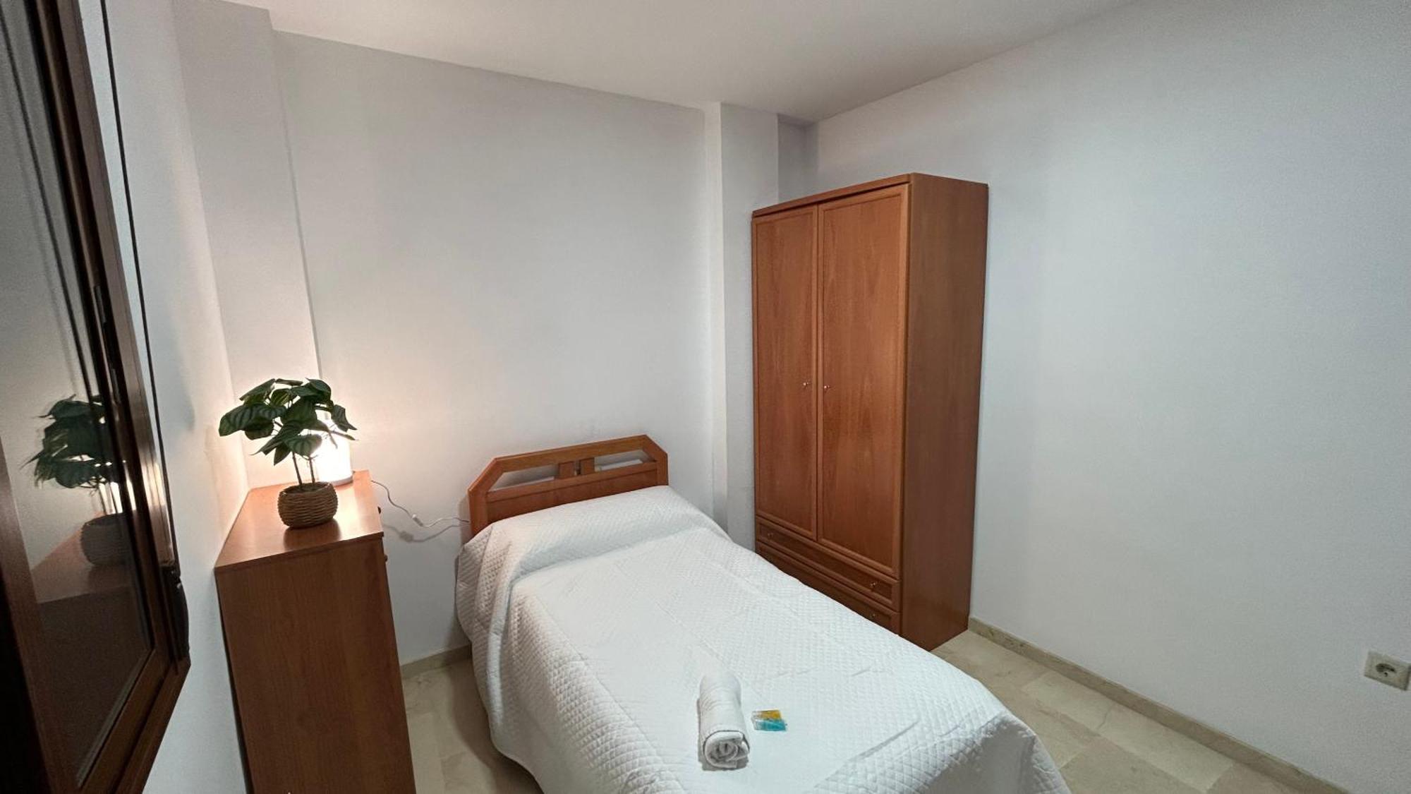 Piso Compartido Delyrent En San Ildefonso Apartment Jaen Luaran gambar